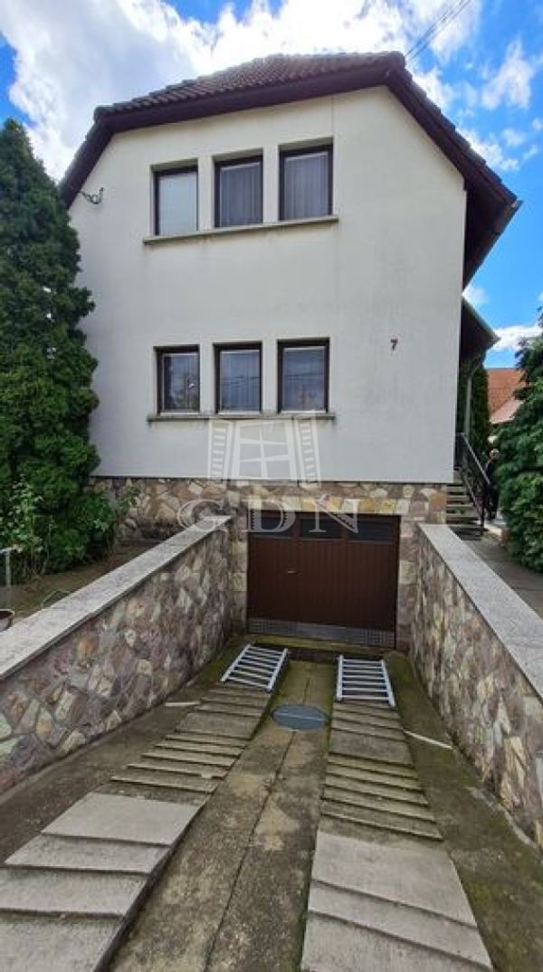 Vânzare Budapest XVII. kerület Duplex