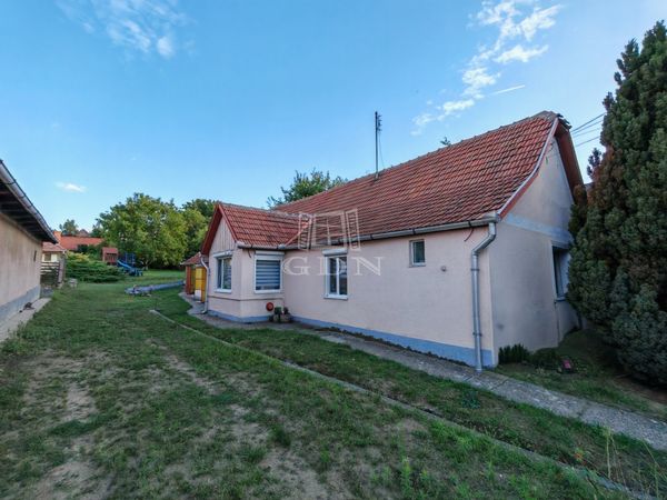 Verkauf Pécel Einfamilienhaus