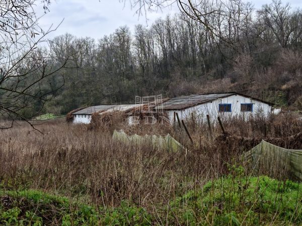 Miete Pécel Wohngrundstück