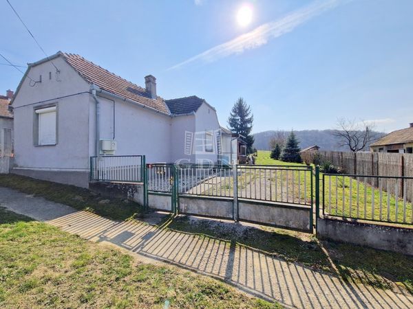 Eladó Söjtör Családi ház