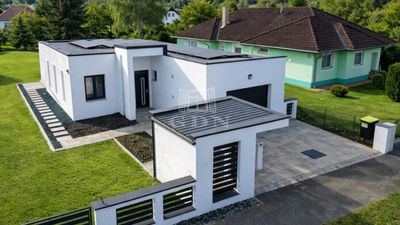 Perenye Családi ház - 120.960.340 Ft