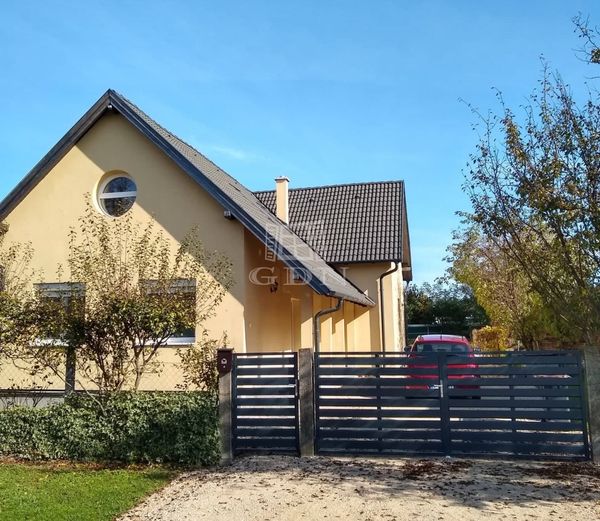 出卖 Tét 家庭别墅