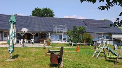 Bábonymegyer Family House - 93.352.140 HUF