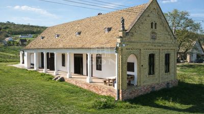 Szekszárd Casa Familiala - 99.957.000 HUF