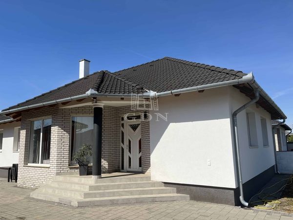 Verkauf Pápa Einfamilienhaus
