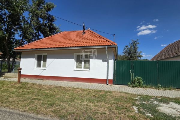 For sale Sobor Family House