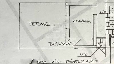 Gárdony Üzlethelyiség - 25.000.000 Ft