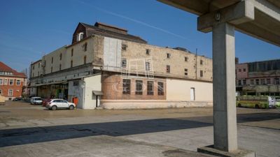 Budapest, X. kerület Raktár - 668.335 Ft