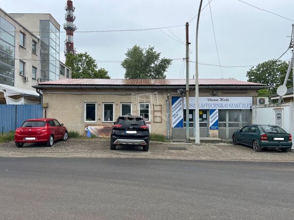 Vânzare Törökbálint Zona industriala