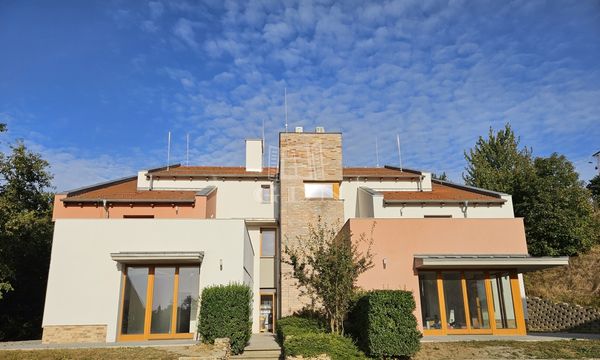 Eladó Budakeszi Lakás (téglaépítésű)