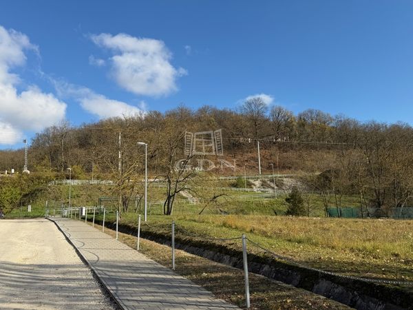 Eladó Piliscsaba Telek