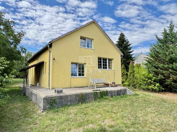 Eladó Budapest XXII. kerület Családi ház