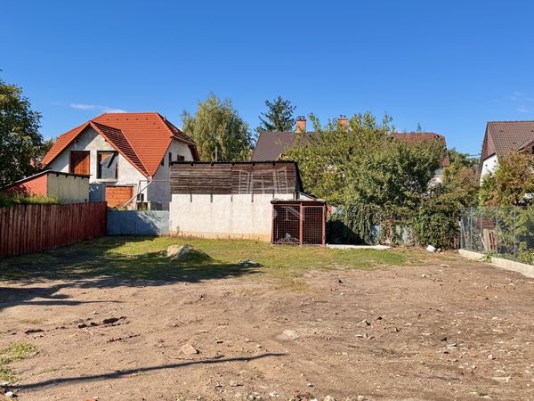 Eladó Budapest XI. kerület Telek