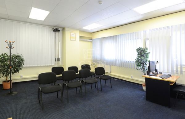 Kiadó Budapest II. kerület Üzlethelyiség