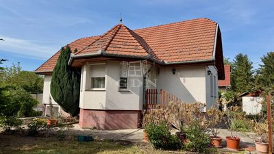 Halásztelek Einfamilienhaus - 102.900.000 HUF