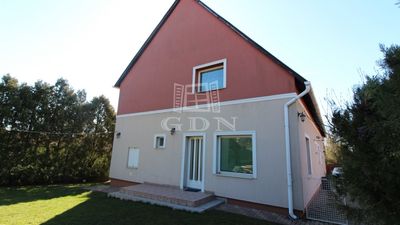 Érd Ikerház - 195.000.000 Ft