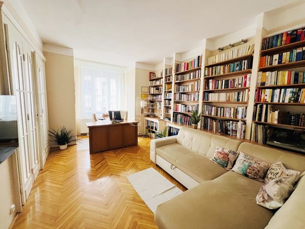 Eladó Budapest VII. kerület Lakás (téglaépítésű)