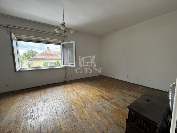 Eladó Budaörs Ikerház