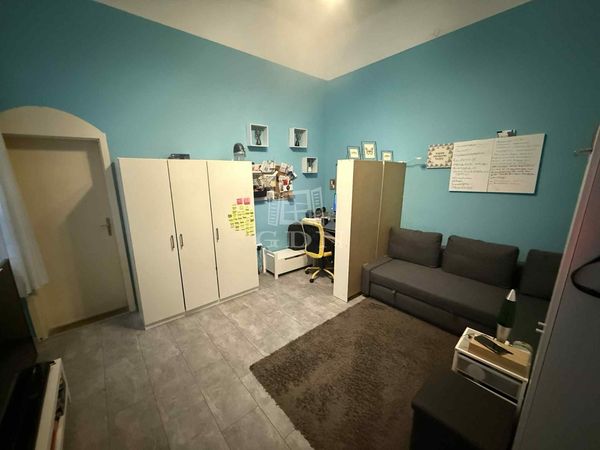 Eladó Budapest VIII. kerület Lakás (téglaépítésű)