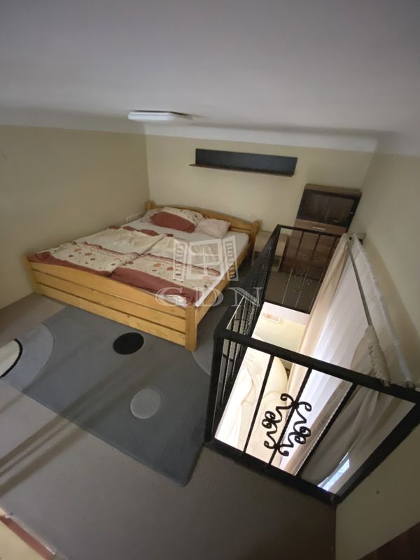 Eladó Budapest II. kerület Lakás (téglaépítésű)