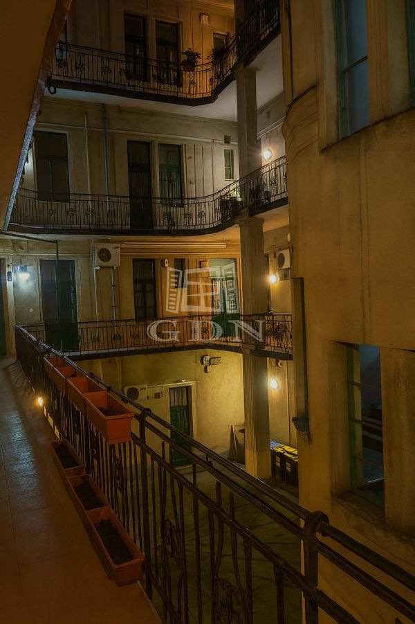 Eladó Budapest VIII. kerület Lakás (téglaépítésű)