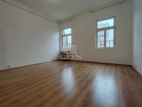 Eladó Budapest XIV. kerület Lakás (téglaépítésű)