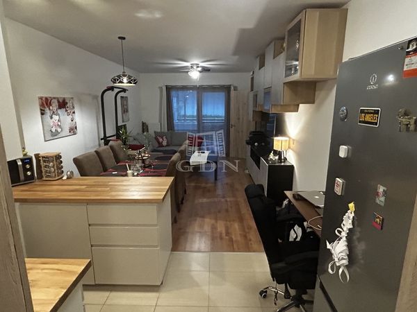 Продается Budapest XV. kerület Квартира (кирпичная)