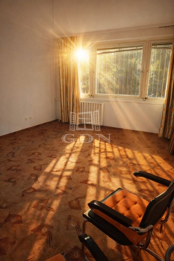 Eladó Budapest X. kerület Lakás