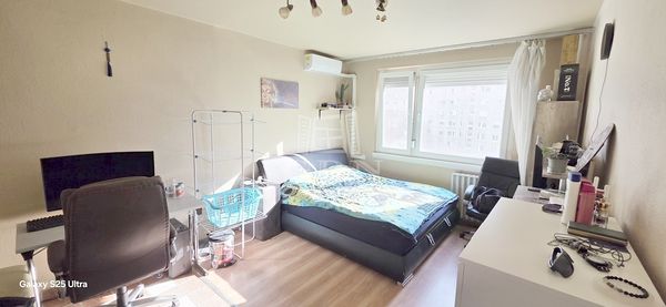 Eladó Budapest XVIII. kerület Lakás