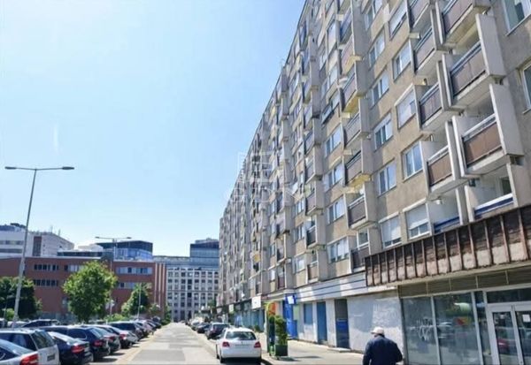 Eladó Budapest XV. kerület Lakás