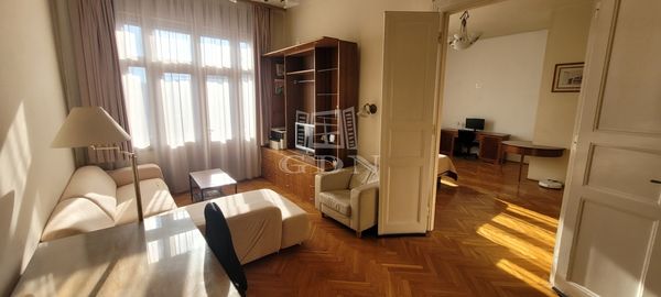 Продается Budapest VIII. kerület Квартира