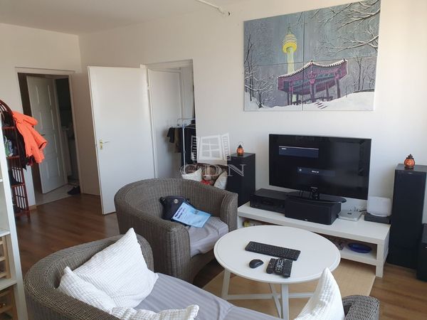 Eladó Budapest XV. kerület Lakás