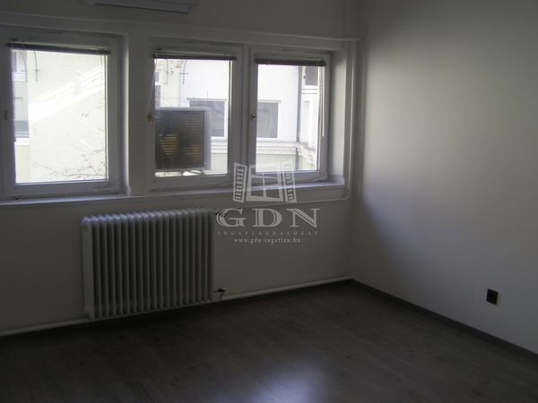 For rent Kaposvár Office