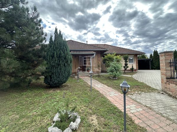 出卖 Orci 家庭别墅