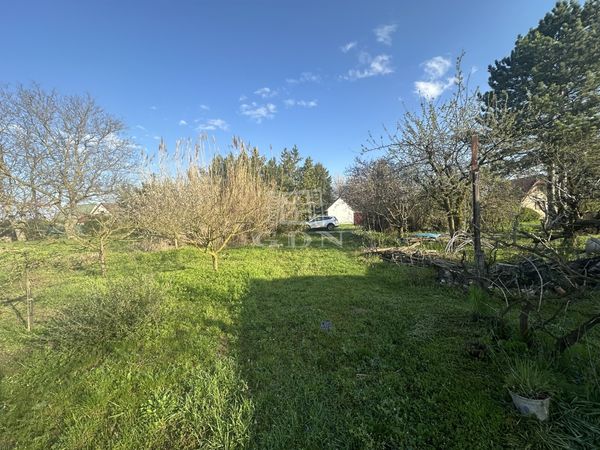 出卖 Kaposvár 土地