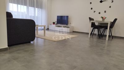 Komárom Lakás - 400.000 Ft