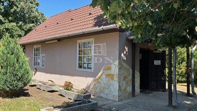 Komárom Sediu - 25.000.000 HUF