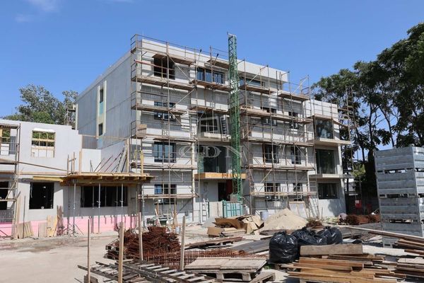 Eladó Komárom Lakás (panel)