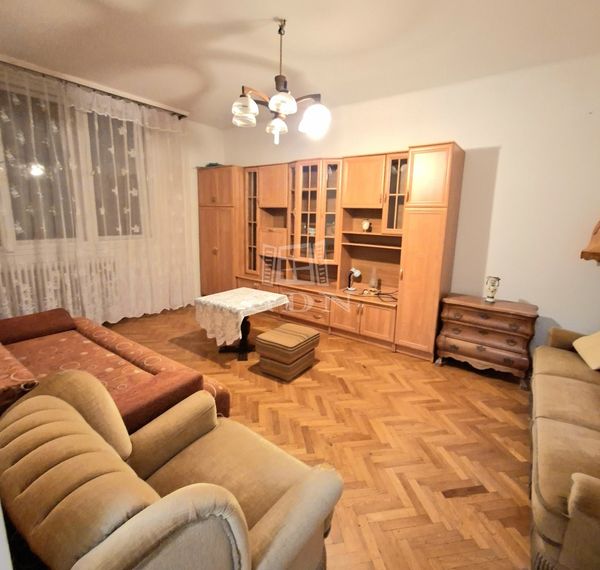 Kiadó Tatabánya Lakás (téglaépítésű)