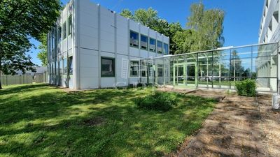 Székesfehérvár Iroda - 3.900 Ft