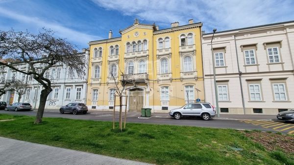 Vânzare Székesfehérvár Locuinta (caramida)