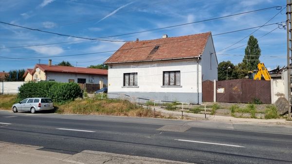 Сдается в аренду Székesfehérvár Коммерческая - Офисное помещение