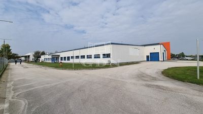 Székesfehérvár Raktár - 1.541 Ft