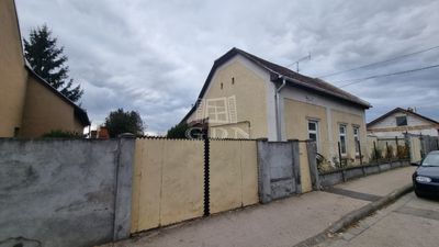 Székesfehérvár 家庭别墅 - 75.000.000 HUF