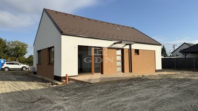 Székesfehérvár 家庭别墅 - 87.500.000 HUF