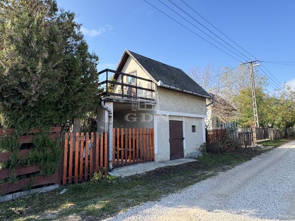 Продается Szabadbattyán Частный дом