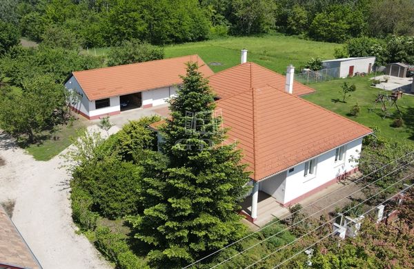 For sale Nagylók Family House