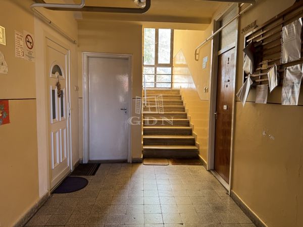 Verkauf Sárbogárd Wohnung (Panel)