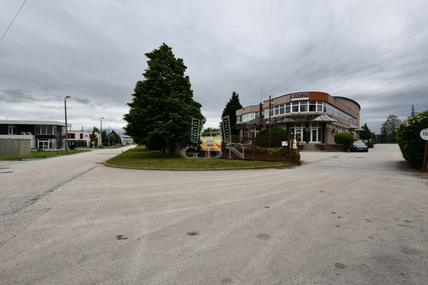 For rent Székesfehérvár Office