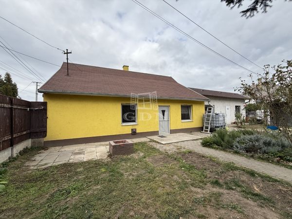 Eladó Székesfehérvár Családi ház